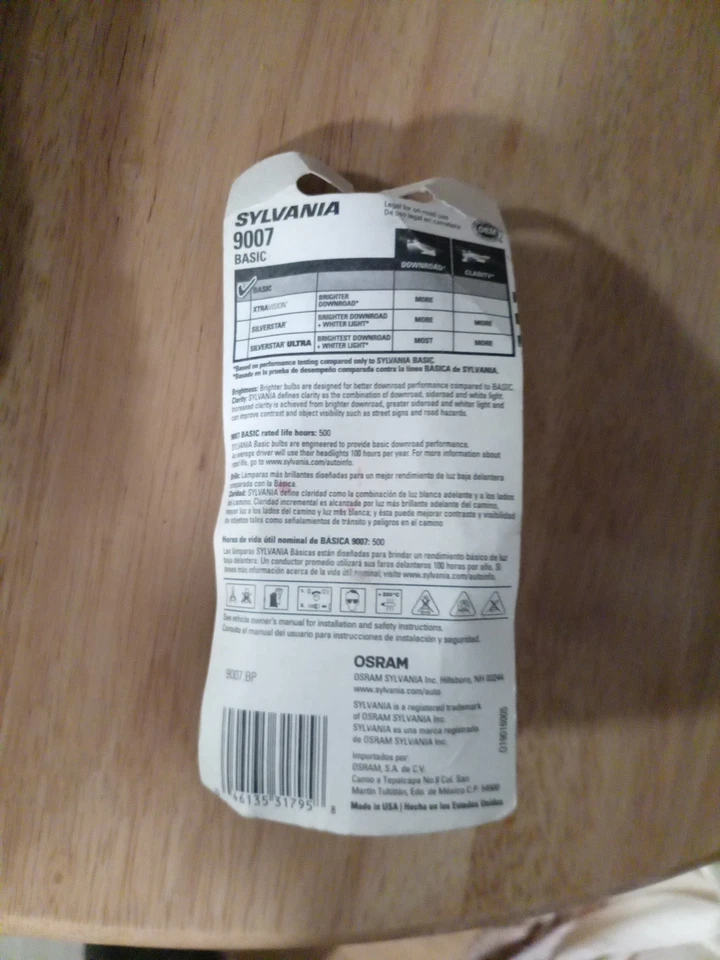 Bombilla de faro Sylvania Silverstar 9007 paquete individual Foto 2 de 2