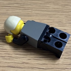 Luke Skywalker Endor 7128 Yellow Vintage Star Wars LEGO&reg; Minifigure Mini Figure