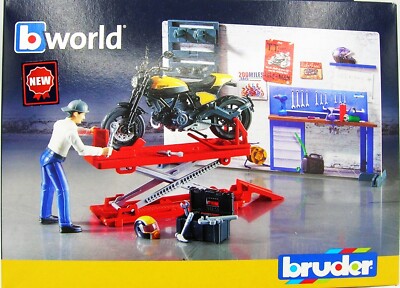 BRUDER #62102 bWorld Ducati Full Throttle Motorcycle NEW!