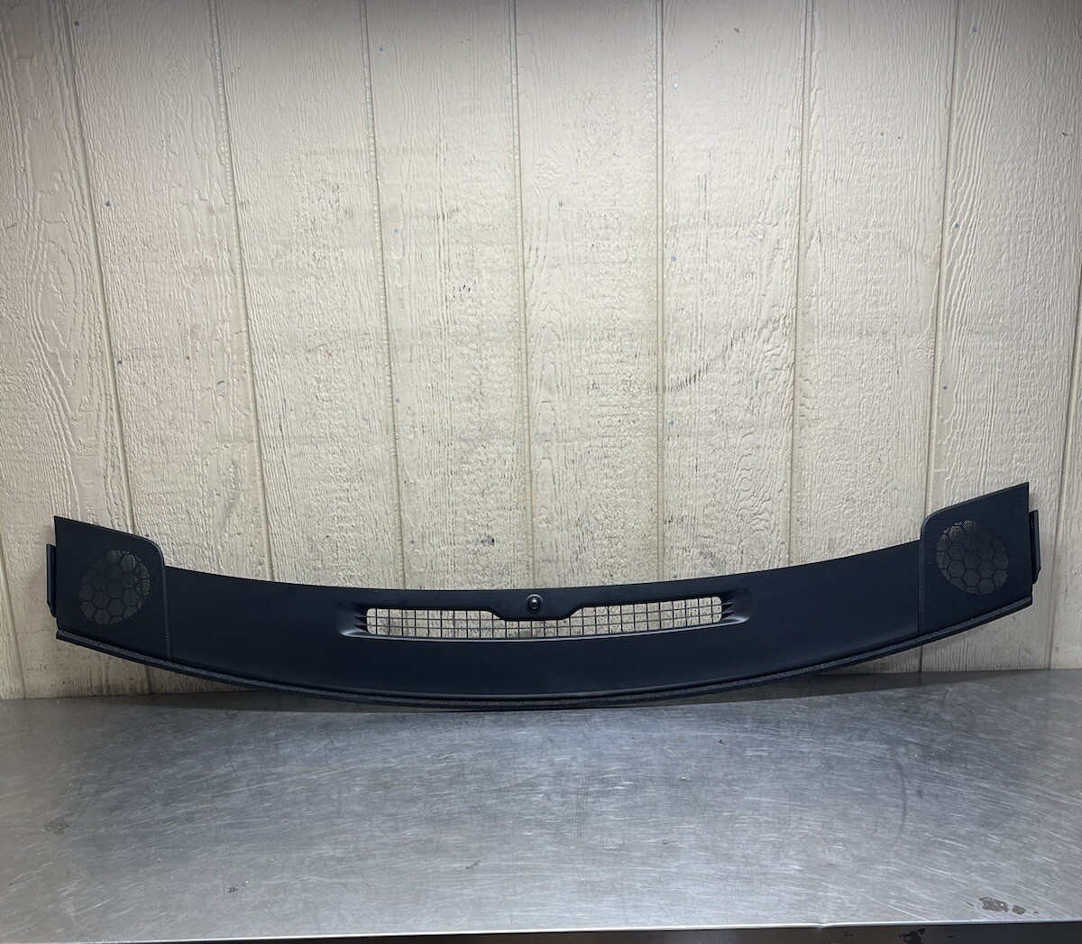 14-19 Chevy Silverado 1500 UPPER TOP DASH DASHBOARD AIR VENT TRIM PANEL OEM