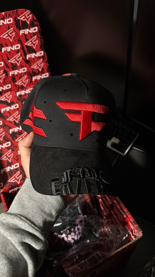 Fino X Faze Rug Faze Up Limited Edition | eBay