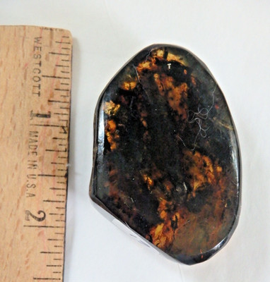 Crystal Amber  $61 Fully Polished Mexican 20.3 grams UV reactive