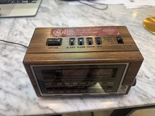 VTG 80s GE Alarm Clock AM/FM Radio MPN 7-4601A Wood Grain Finish tested/working