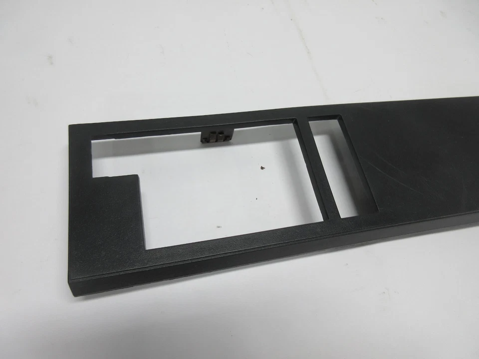 Chevrolet GMC Truck Suburban Blazer 1988-1994 panel de bloqueo de ventana manual de pasajeros Foto 3 de 4