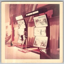 Vtg B&W Snapshot Museum Exhibition Display Displaying Busts Photos Sept 1968 C