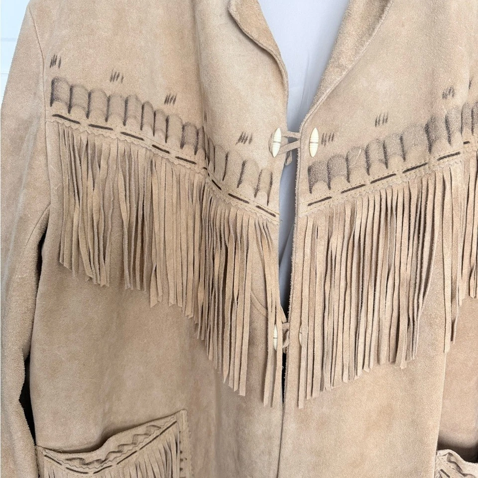 Chaqueta con flecos de gamuza occidental vintage • Escena de caballo mecanizada a mano • Talla XXL Foto 4 de 4