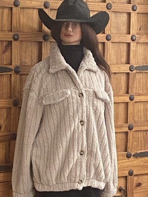 Faux Fur Jacket Size Large Soft Comfortable Light Weight