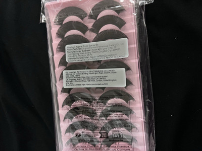 SHEIN COLLECTION Reusable Black Strip False Eyelashes Full Volume Long