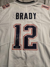 Tom Brady Football Cards, Rookie Card Checklist and Memorabilia Guide 69