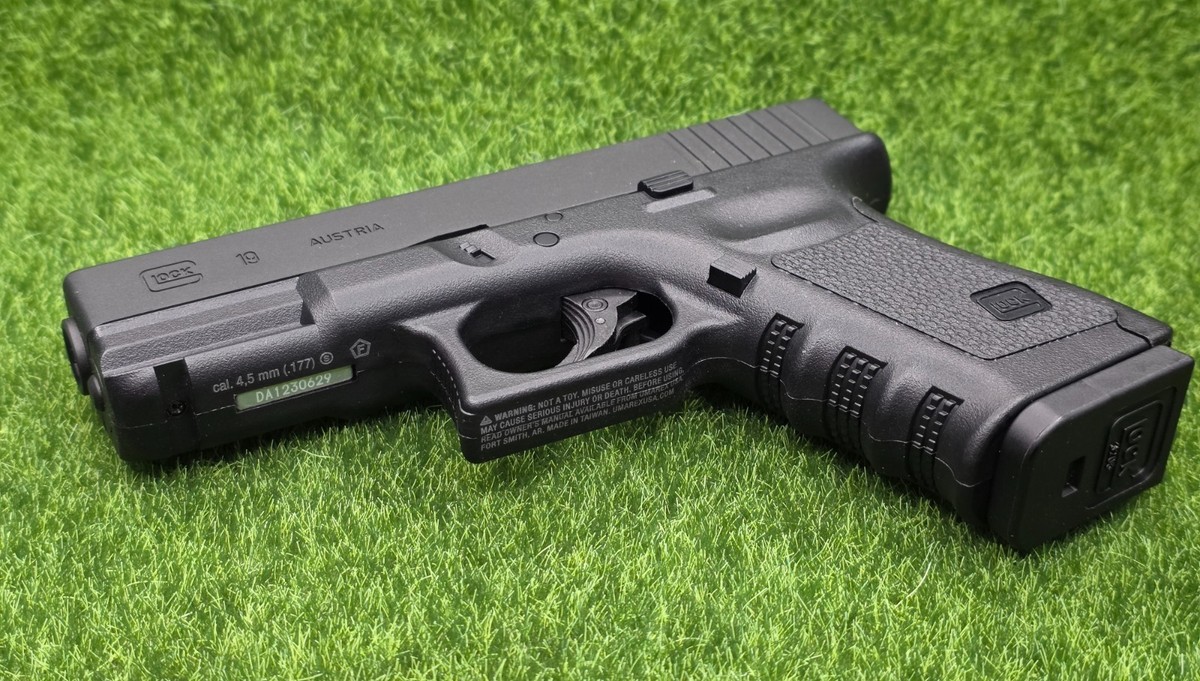 Umarex #2255200 Glock 19 Gen 3 Semi-Auto CO2 BB Air Pistol .177