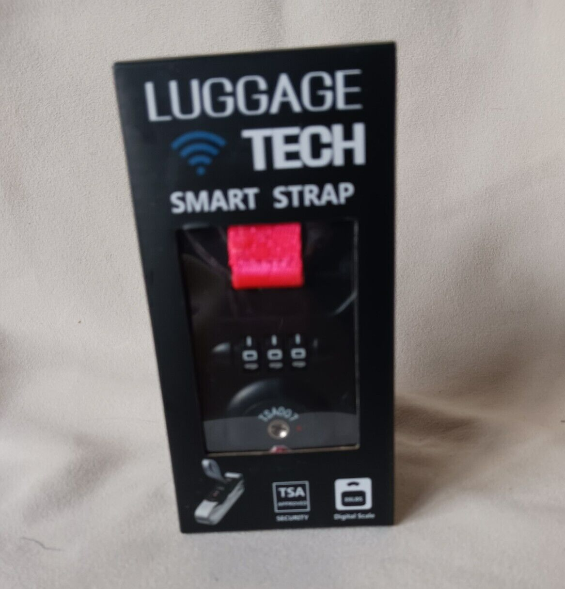 Smart Black Polyester Luggage with TSA Lock Digital Scale New Tech Box  -image