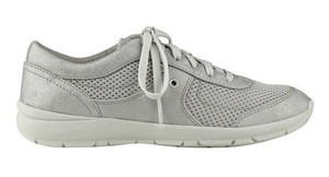 easy spirit gogo sneakers
