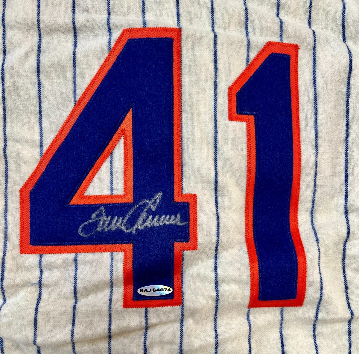 RARE- TOM SEAVER 1969 Mets Mitchell & Ness signed flannel jersey