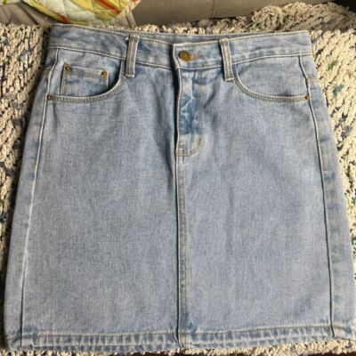 E.P.I. Jeans Light Blue Wash denim mini skirt size 8 medium Belt Y2K Pockets