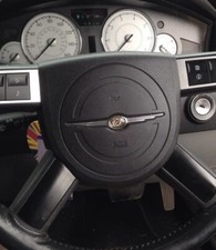 Chrysler 300C 2005-10 Steering Wheel Central Cover Horn Cover Chrysler Badge Crd