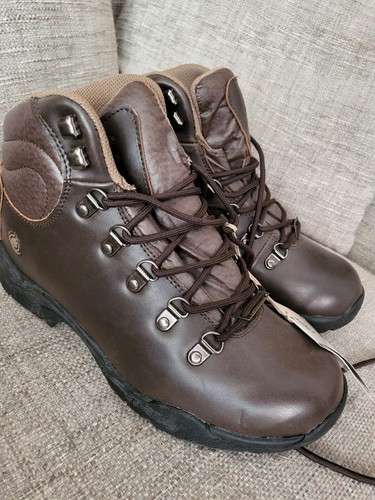 COTTON TRADERS WOMENS BROWN LEATHER 