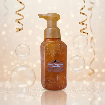 Bath & Body Works - Sweet Cinnamon Pumpkin Foaming Hand Soap 8.75 oz   [1 Pack]