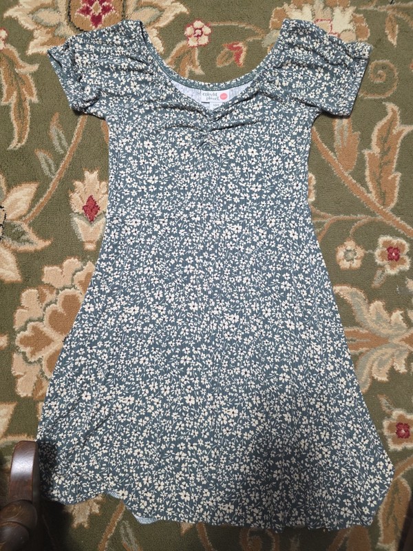 Girls Sz 12 Short Sleeve Floral Stretch Sundress