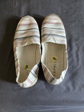 wome's loafers