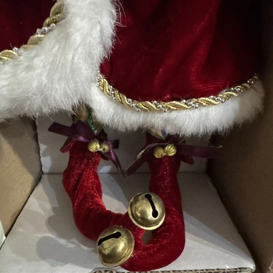 Mark Roberts Fairy of Presents med  19 In Box Limited Edition 51-62428 - Image 4 of 4