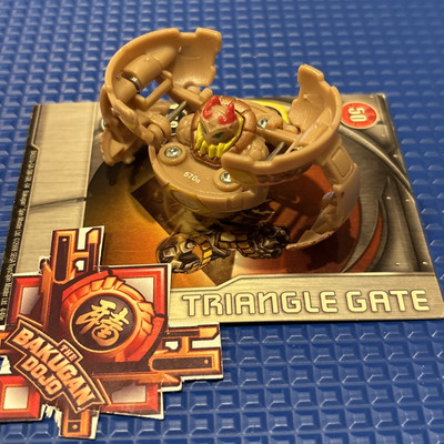 Bakugan New Vestroia Subterra  ️ Wilda 570G + Triangle Gate Card Mira