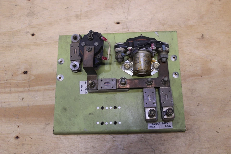 Beechcraft 58 Baron Battery & Avionics Master Relay/Limiters - Image 4 of 4