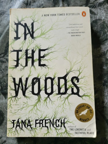 Set of 2 Tana French Novels In The Woods Book 1 & The Likeness Book 2 - Imagen 2 de 9