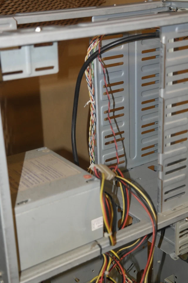 Very old FULL SIZE AT server case MHz LCD PSU 8086/286/386/486 WORKING - Image 3 of 4