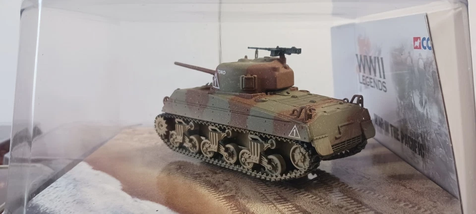 CORGI CHAR SHERMAN - Photo 2/4