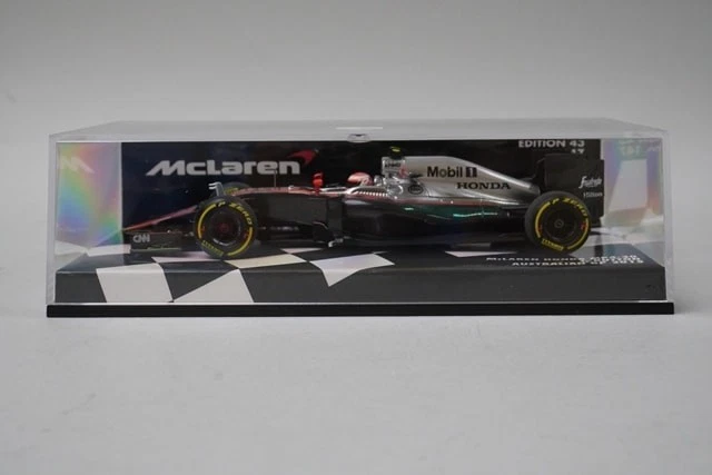 1:43 MINICHAMPS 530154322 McLaren Honda MP4-30 2015 #22 model car - Image 4 of 4