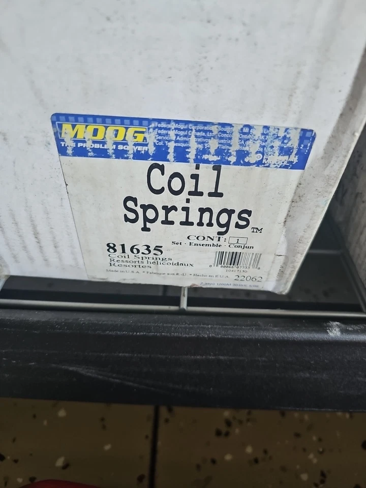 Juego de 2 muelles helicoidales delanteros Moog 81635 para Kia Rondo Optima 2006-2010 par Foto 2 de 2