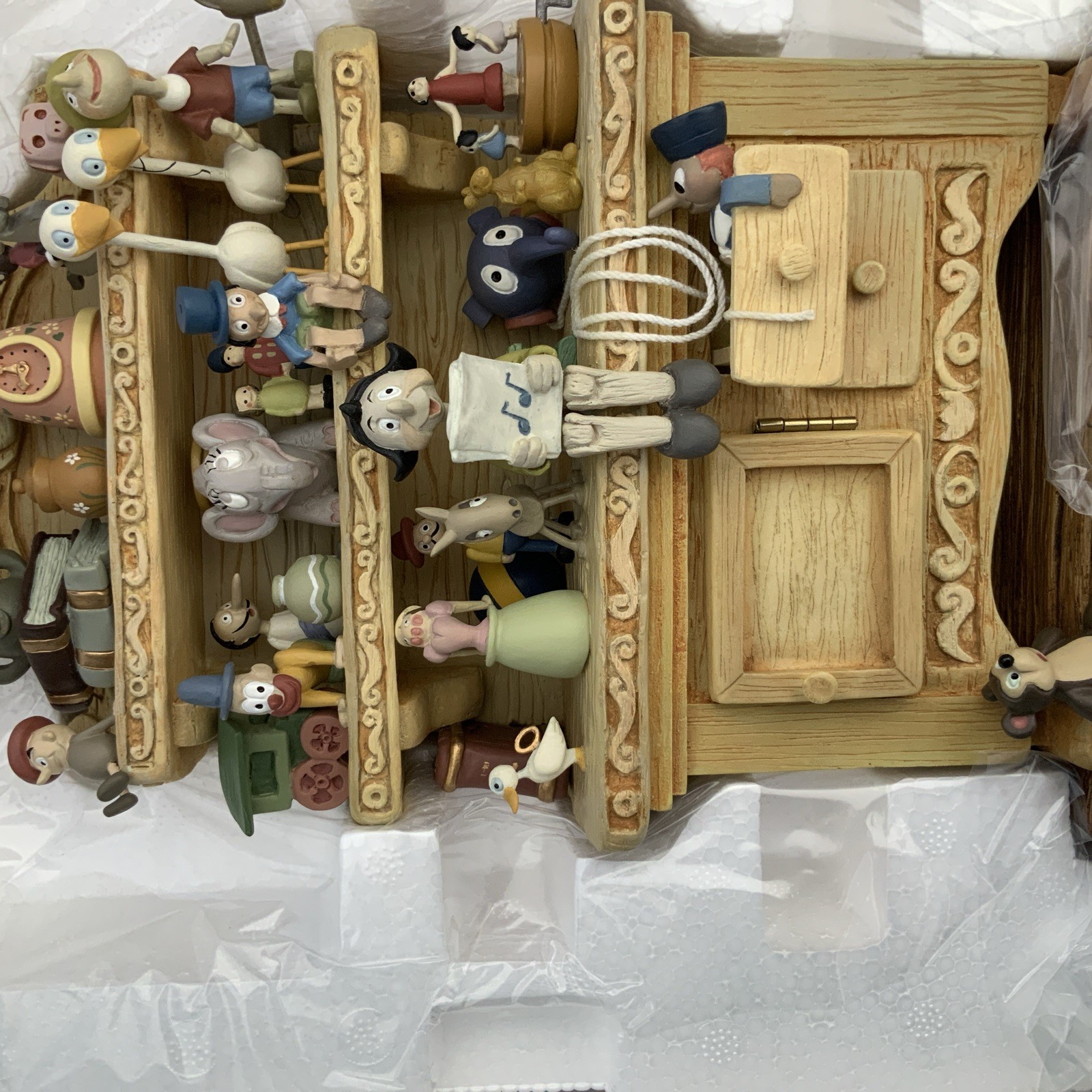 WDCC Pinocchio’s Geppetto's Toy Hutch “Geppetto’s Toy Creations” w/WDCC 1998 Pin