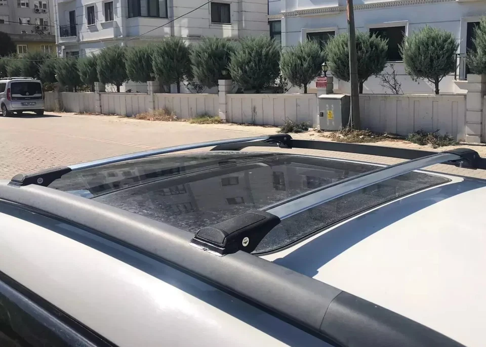 Черные запираемые алюминиевые багажники на крышу для Chevrolet Uplander 2005-2009 годов выпуска - Изображение 4 из 4