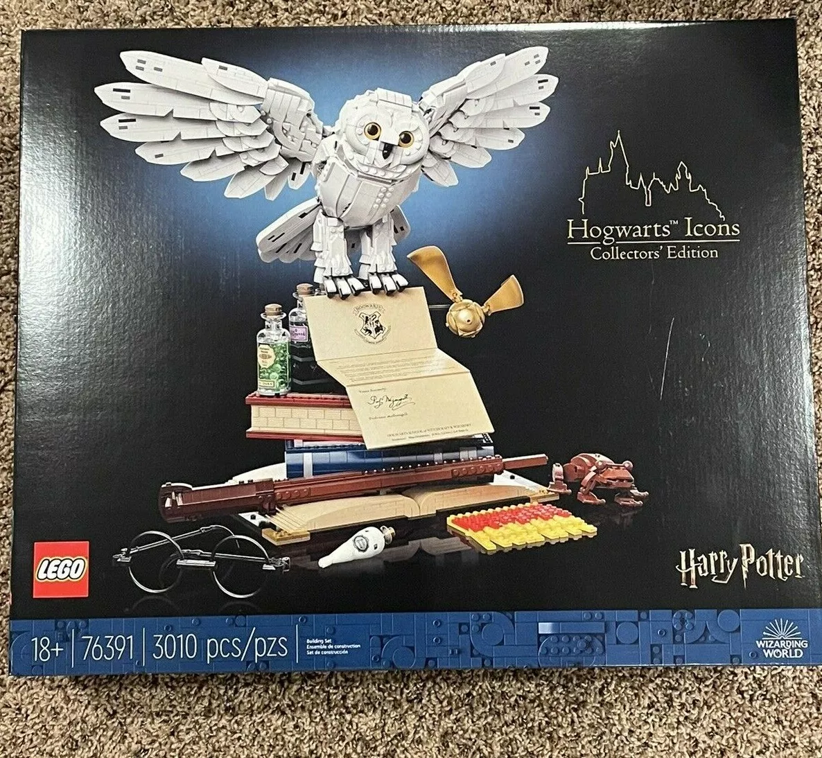 LEGO Harry Potter Hogwarts Icons - Collectors' Edition 76391 by LEGO  Systems Inc.