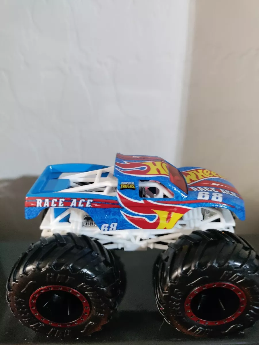 Hot Wheels Monster Trucks 1:24 Race Ace