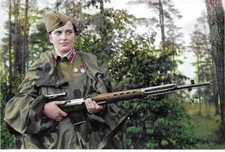 Lyudmila Pavlichenko Russian Sniper - Enemy at the Gates WW2 WWII Re-Print 5x7