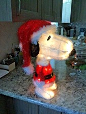 NEW 2017 Light Up Peanuts Snoopy Indoor/Outdoor Christmas Tinsel 19" Figure