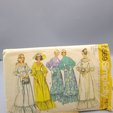 Vintage Sewing PATTERN Simplicity 5569, Misses 1973 Wedding Gown or Bridesmaid