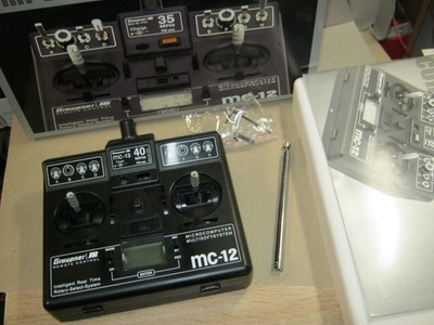 Graupner Sender MC 12 im 40 Mhz- Band FM SSS mit  Akkubox neuwertig