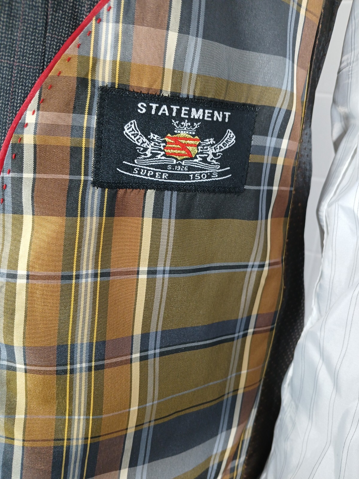 Statement Italy Confidence Reg Subtle Windowpane … - image 22