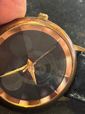 Disney Mickey Mouse Wristwatch 1993 only 5000 made Fossil (A2024A