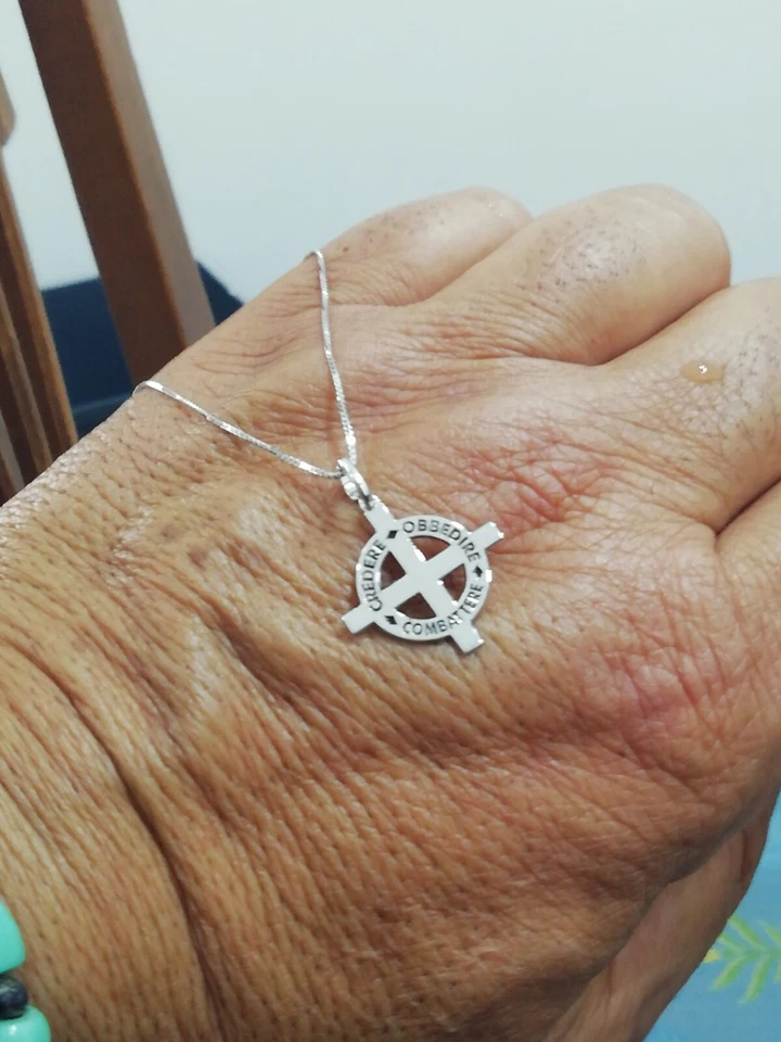 COLLANA CIONDOLO CON CROCE CELTICA ROMANA PERSONALIZZATA IN ARGENTO 925 UOMO - Immagine 3 di 4