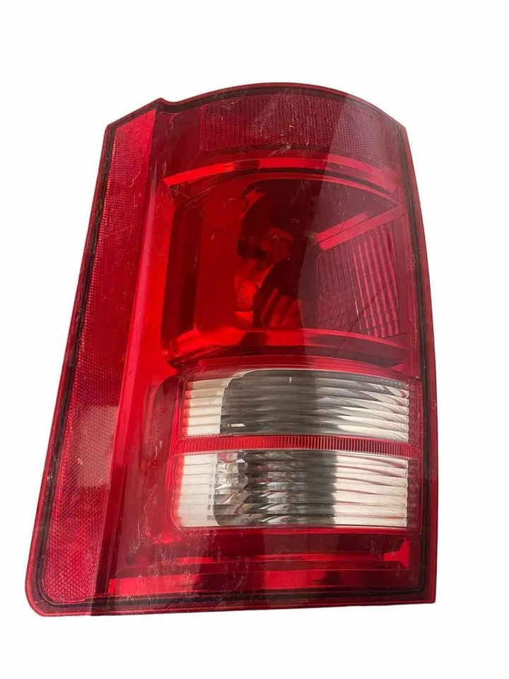 08 09 10 DODGE CARAVAN Tail Light Lamp Assembly Right Passenger Side - Image 3 of 4