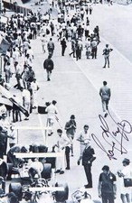 Sam Tingle (+2008) autograph, Rhodesia FORMULA ONE driver 1993-95, signed photo