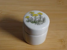 Takahashi SAN FRANCISCO Ceramic Trinket Pill Box Yellow Flowers Japan #2 NOS