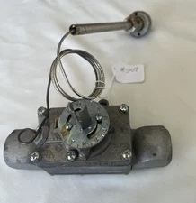 Vintage Robertshaw Model FDTS Gas Thermostat 100-450 F  30" cap Flat Disc Bulb