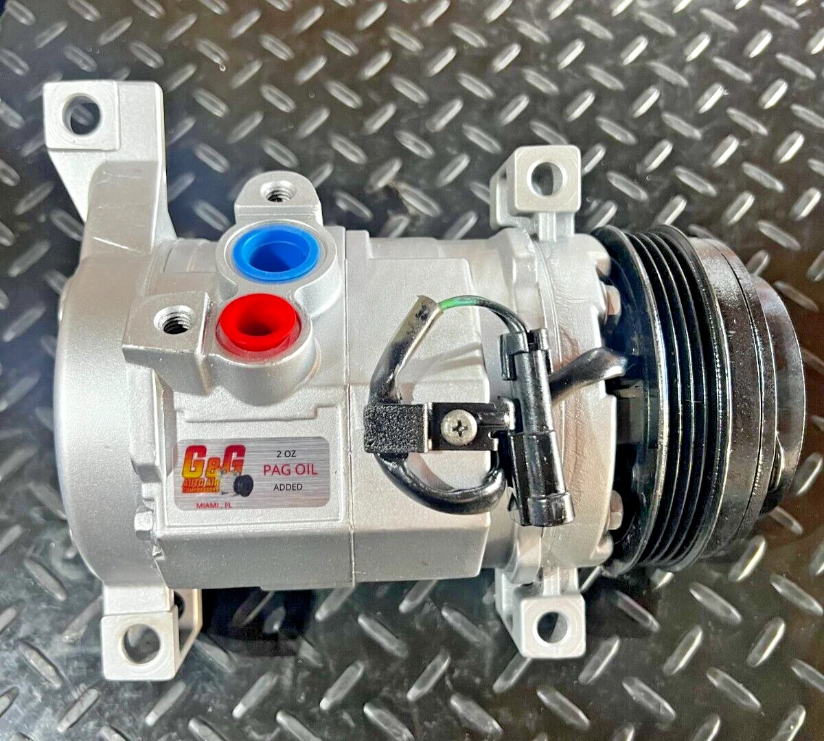 Kit Tenditore Cinghia Climatizzatore 90K-38159 Per Chevy Tahoe 2000-2008 GMC Yukon - Compatibile