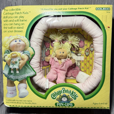 Coleco Cabbage Patch Kids Pin-Ups Girl Doll Blonde Hair Blue Eyes Cloth 3934