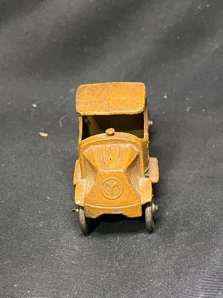 Chasis de camión Tootsietoy MACK "C" cabina 1920 Foto 2 de 4