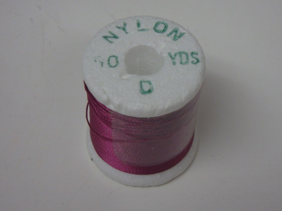 Gudebrod Rod Winding Thread Violet Size D 50 Yards Fly Tying